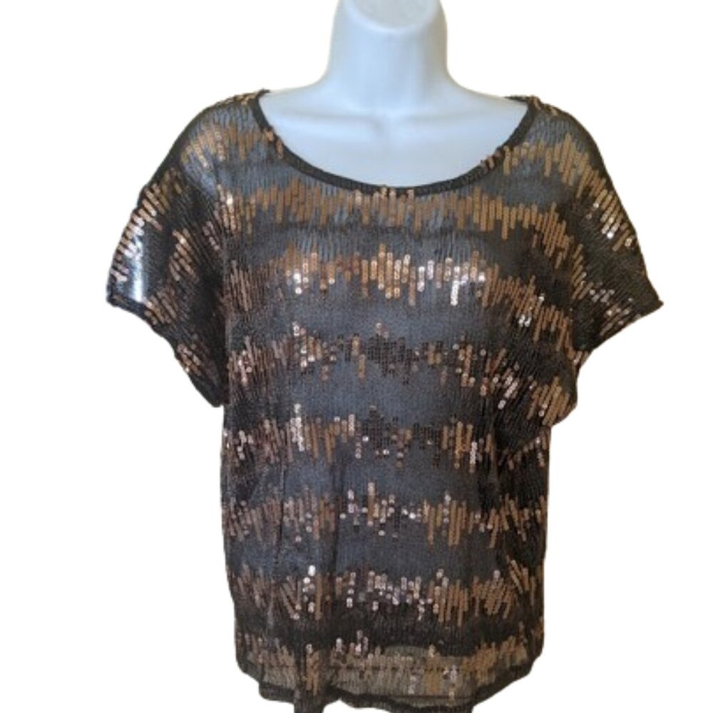 Short Sleeved Black and Gold Sequined Top Fits Size Large